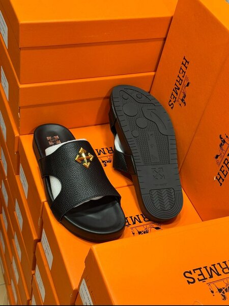 Sandales de luxe en cuir noir