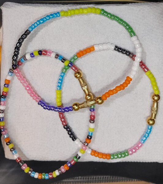 Bracelet en perles colorées