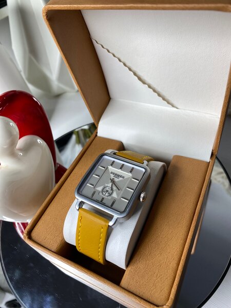 Hemes wrist watch