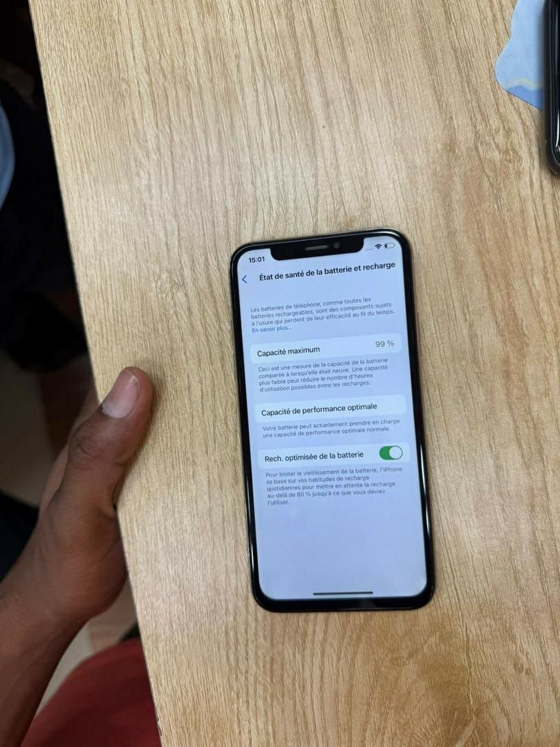 iPhone X 64giga casineuf très propre