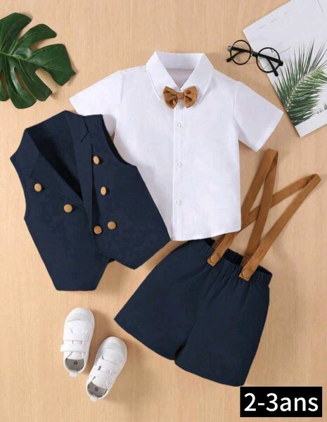 Ensemble petit garçon