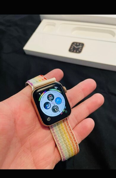 Apple Watch Series SE