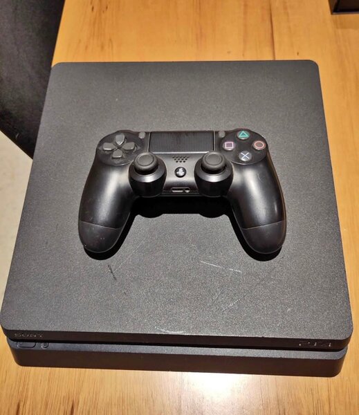Console PS4 Slim 500GB