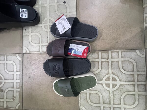 Chaussures de plage pour hommes