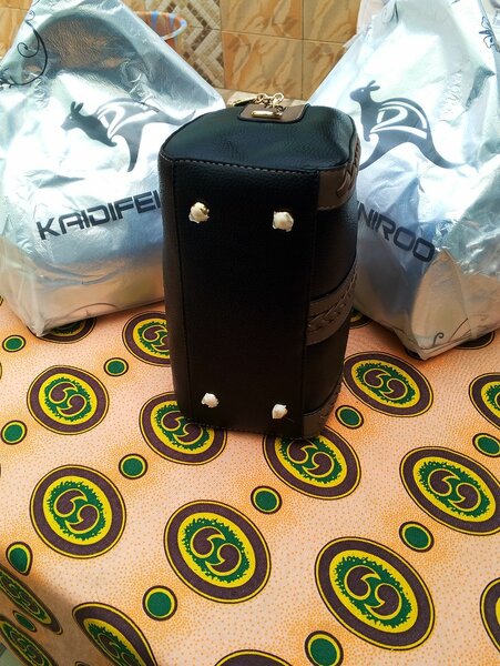 Sac à main élégant en cuir