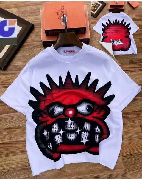 T-shirt graphique artistique