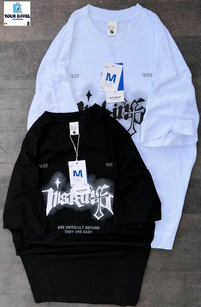 T-shirts graphiques modernes