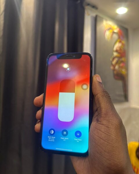 IPHONE 12 128GB - GOOD BATTERY HEALTH