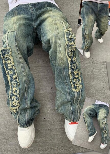 Jeans baggy avec broderie