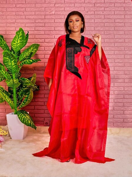 Kaftan rouge élégant femme