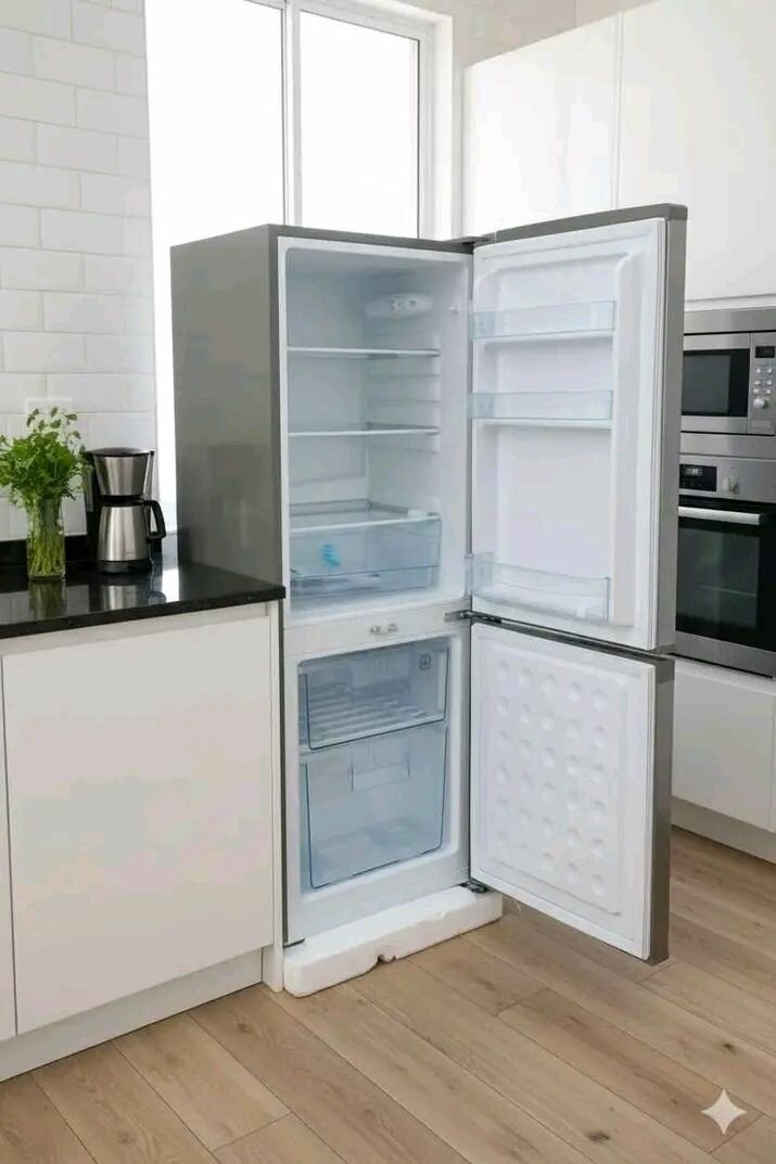 Réfrigérateur combiné moderne