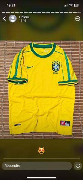 Maillot de football brésilien