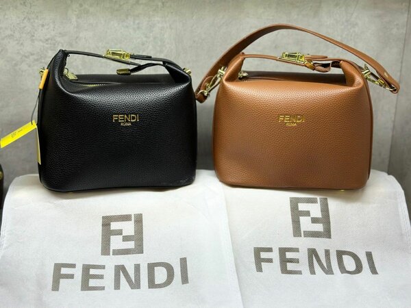 Fendi / бесплатная доставка.