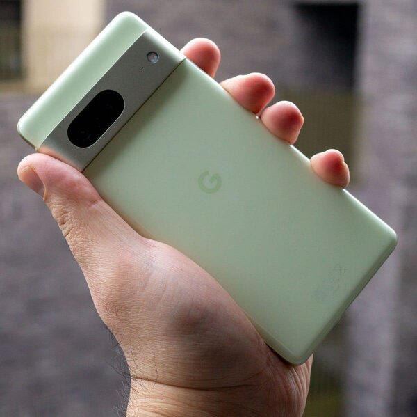 Google pixel 7 12gb ram et 128