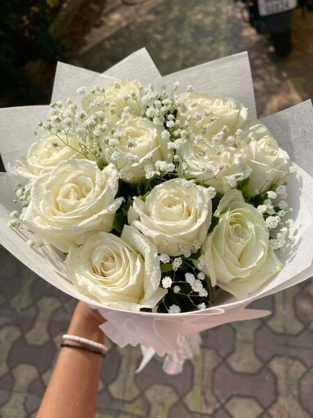 Bouquet de roses blanches