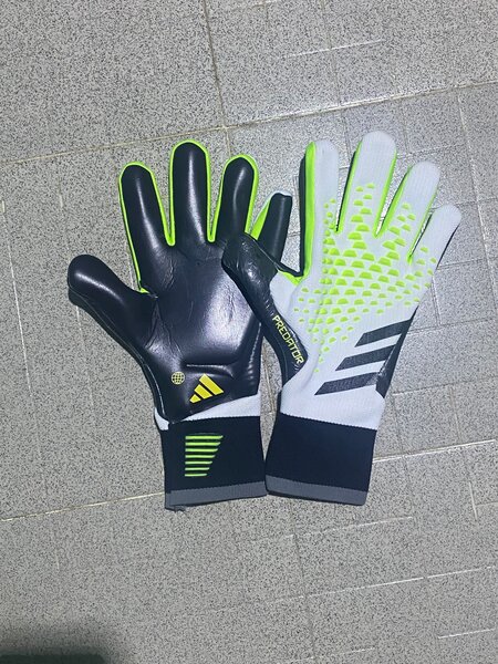 Gants de Gardien Adhérents