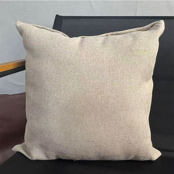 Coussin décoratif beige élégant