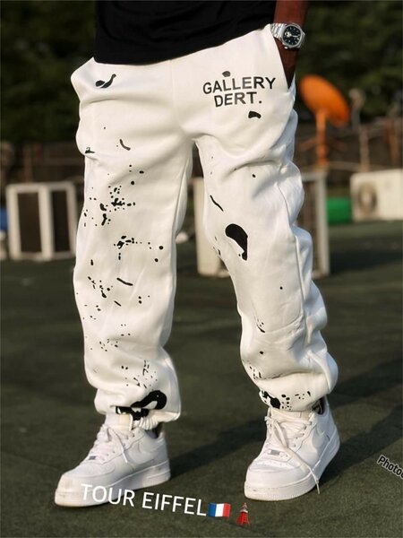 Jogging homme disponible