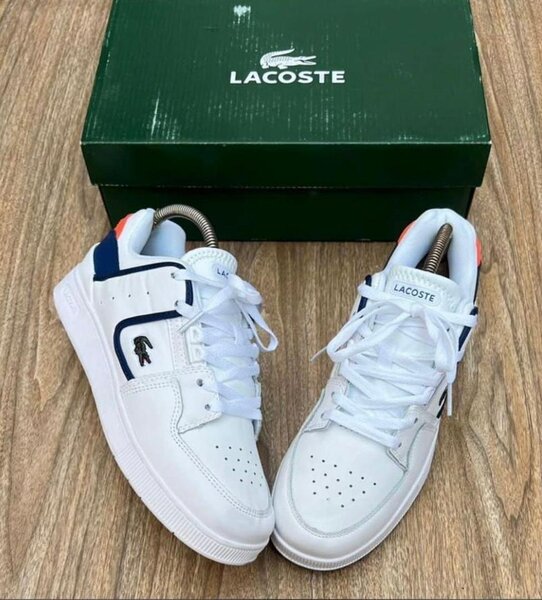 Chaussure LACOSTE