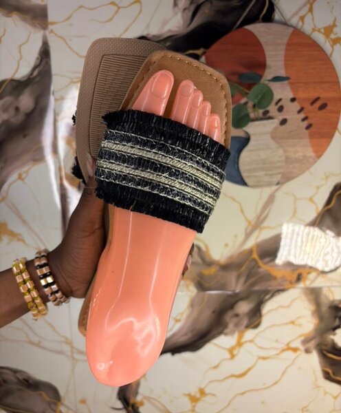 Sandales ethniques colorées