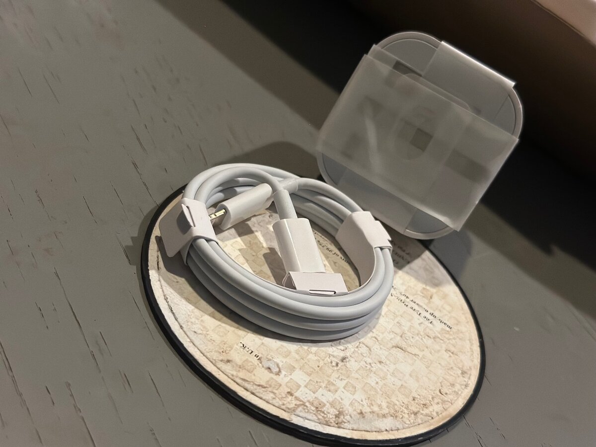 iPhone type C charger