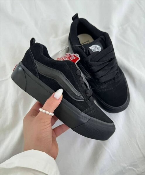 Vans skool knu