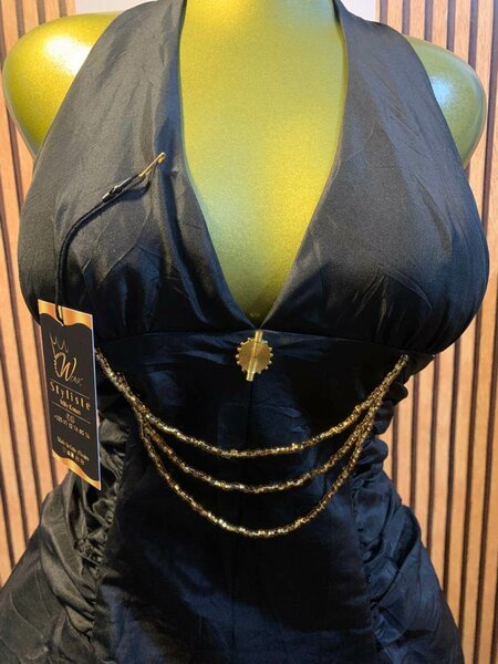 Robe Noire Élegante Femme