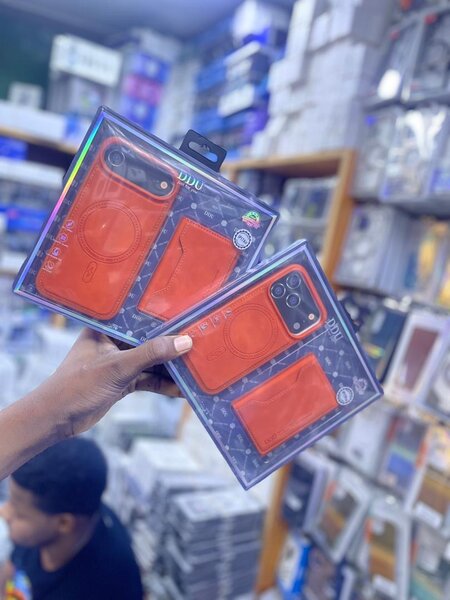 Coque  en cuir iPhone 17