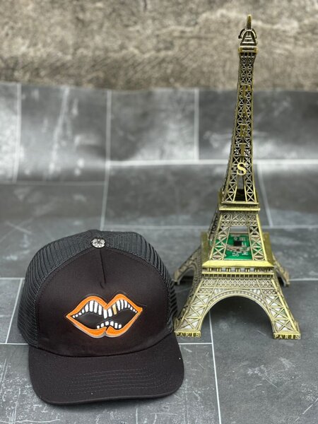 Casquette tendance lèvres