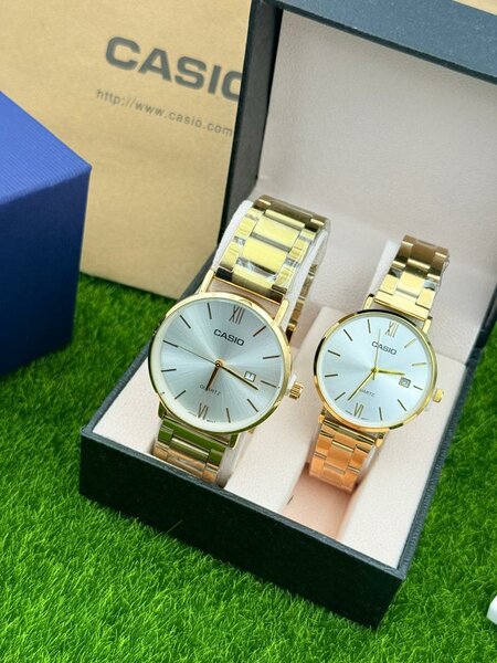 Montre Couple Casio Élegante