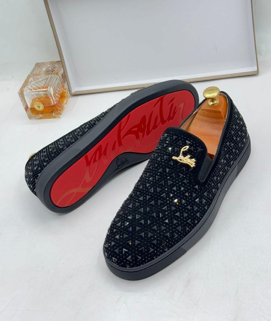 CHRISTIAN LOUBOUTIN SNEAKER