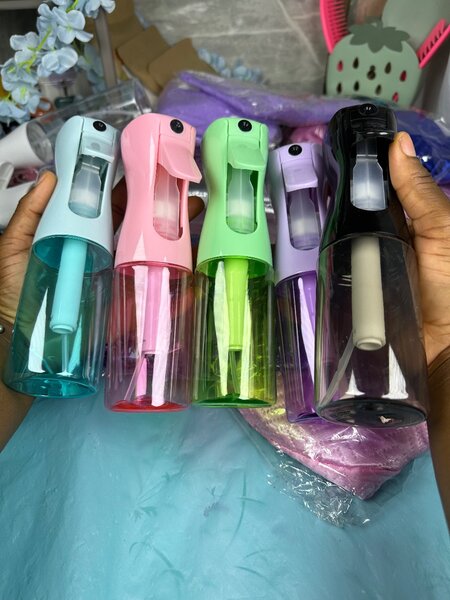 Pulvérisateurs colorés multi-usages