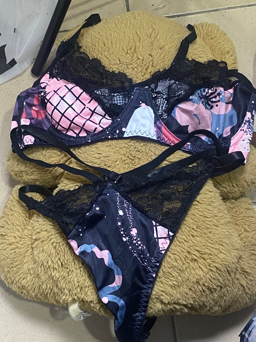 Ensemble de lingerie en dentelle