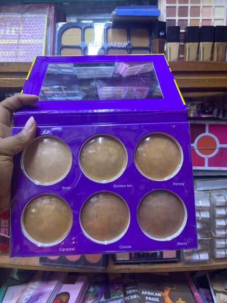 Poudre Minérale Teintée Luxe