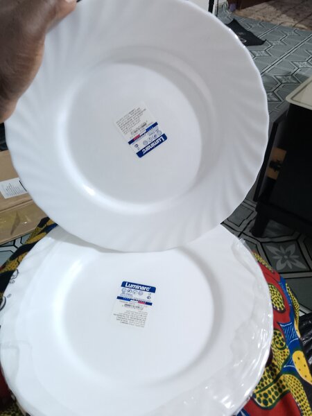 Assiettes blanches Luminarc