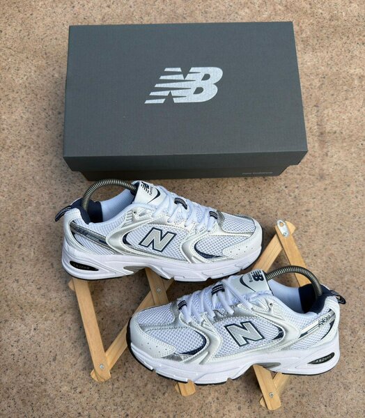 New Balance Sneakers Unisex