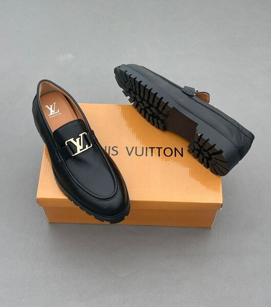 Mocassins noirs élégants