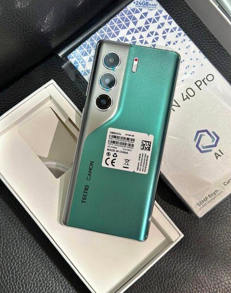 Tecno Camon 40 Pro