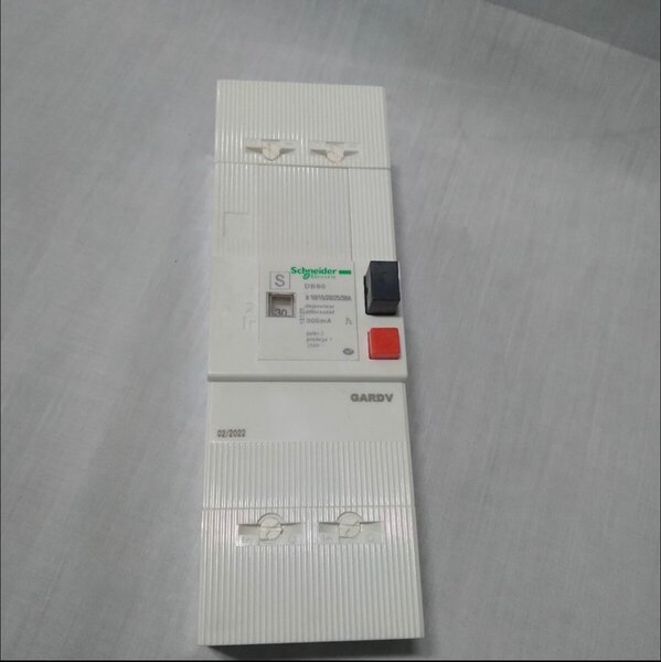 Disjoncteur Schneider 5à30 amp