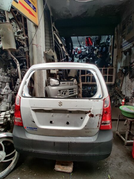 Back Cut Pakistani Wagon R