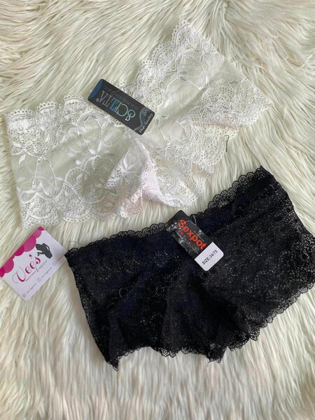 Strings et culottes pour femmes