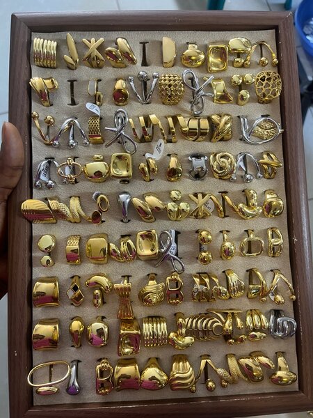 Feminine stainless steel rings