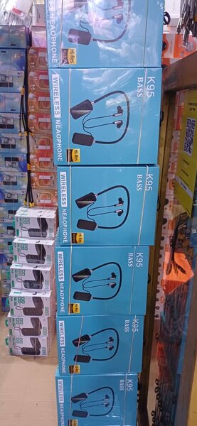 K95 Wireless Headphones