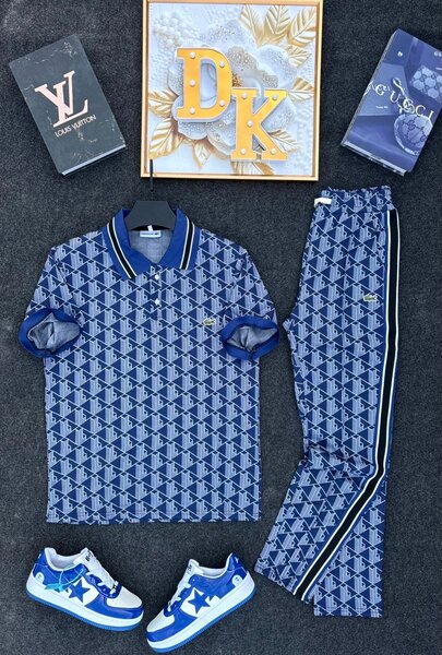 Ensemble sport élégant bleu