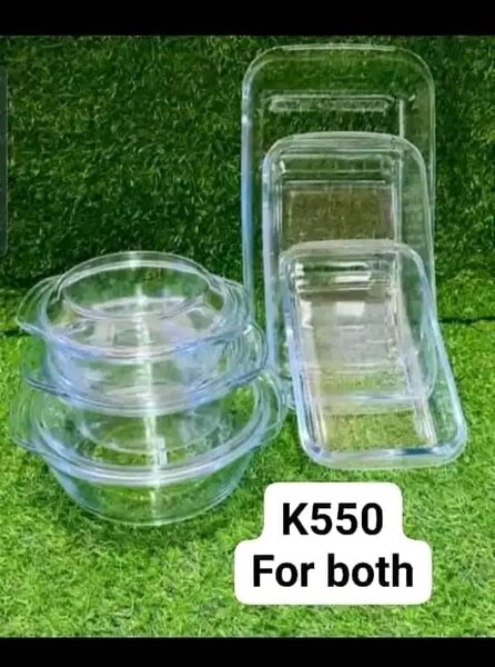 Set of containers for cooking