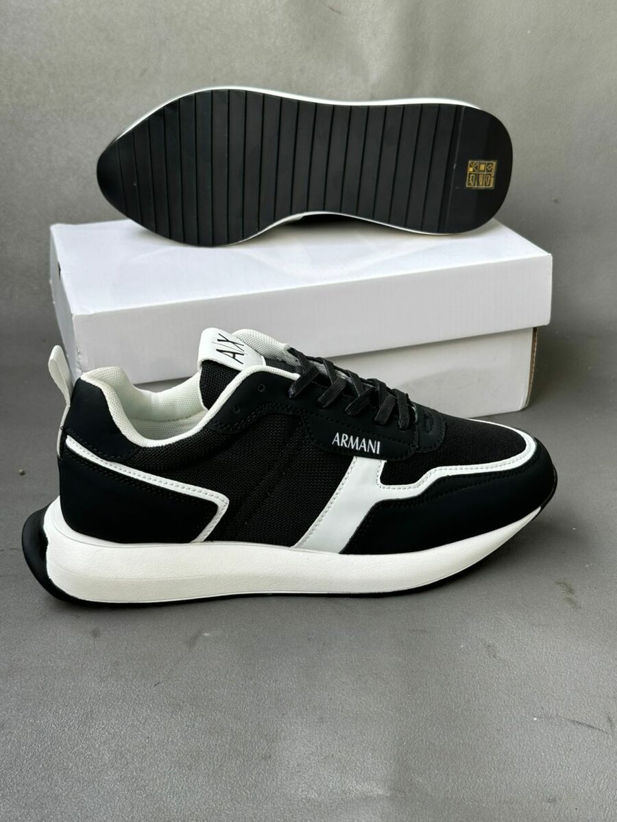 Sneakers Armani élégantes