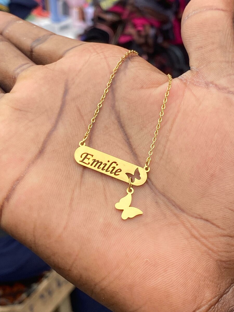 Collier personnalisé papillon