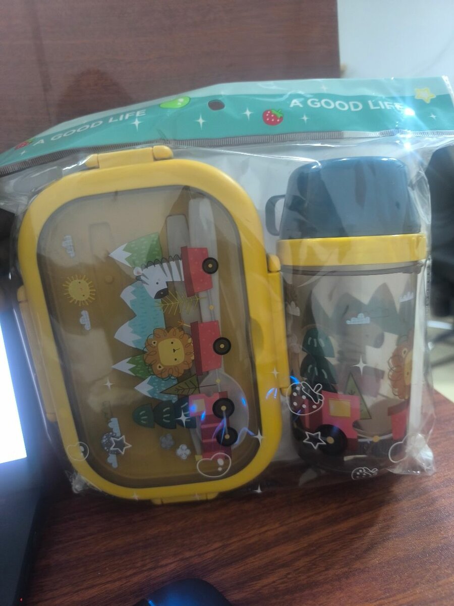 Coffret enfant boîte et bouteille