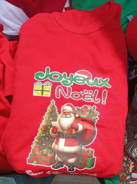 T-shirt Noël Joyeux Rouge