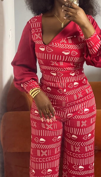 Combinaison  rouge élégante